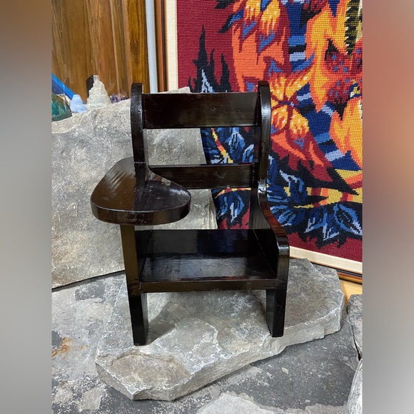 High Gloss Dark Brown Doll Chair Plant Stand/ Prop - Picture 11 of 12
